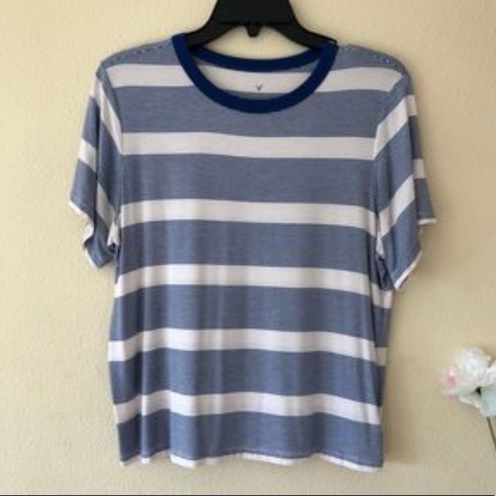 Blue and white striped t shirt
